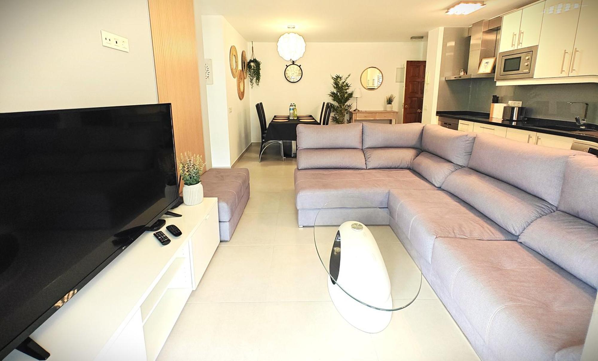 Sun Apartment - 3 Bedrooms, Priv Parking, Pool, Ac, Tv Channels, Fibre Net ロスクリスティアーノス エクステリア 写真