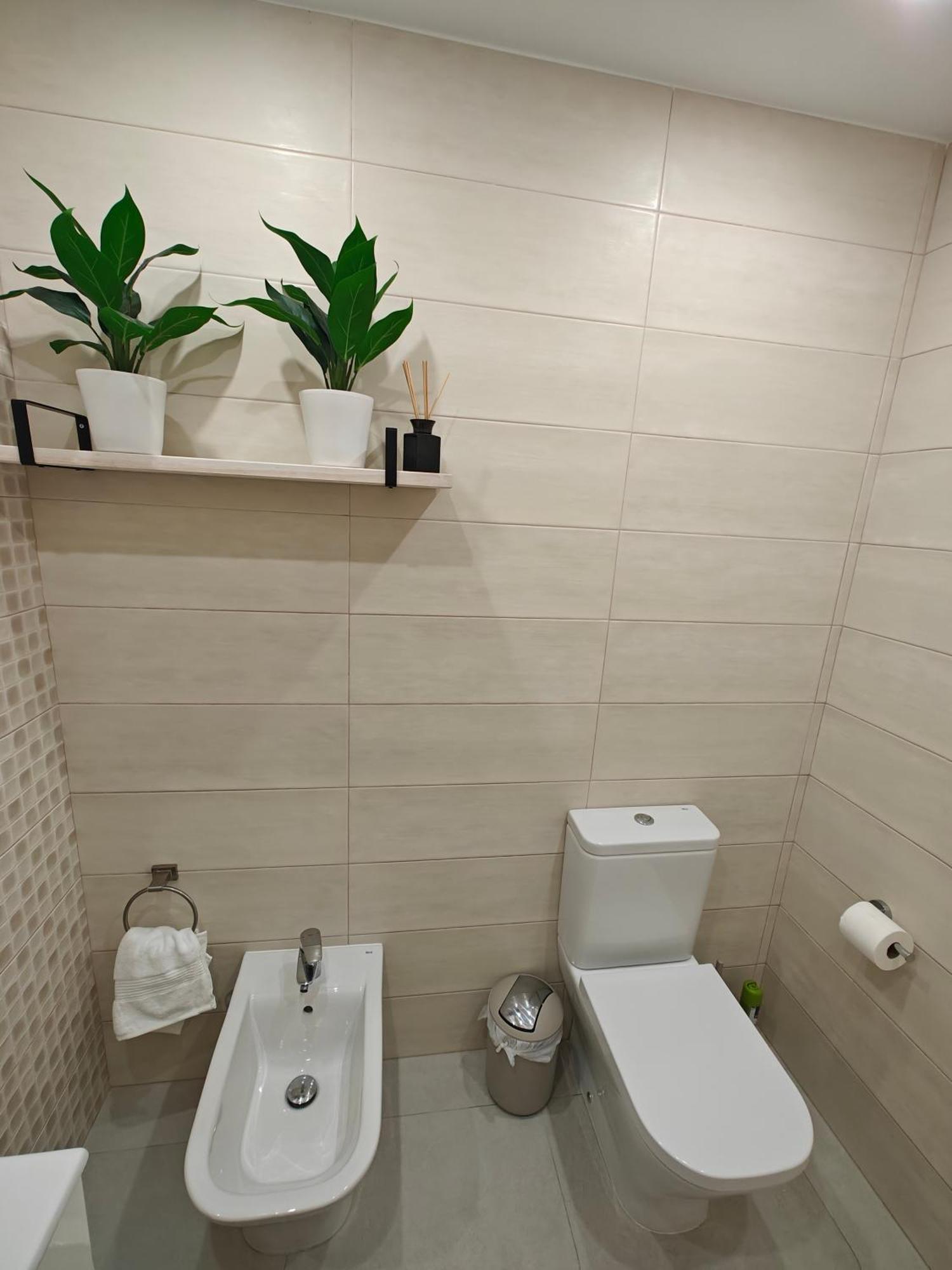 Sun Apartment - 3 Bedrooms, Priv Parking, Pool, Ac, Tv Channels, Fibre Net ロスクリスティアーノス エクステリア 写真