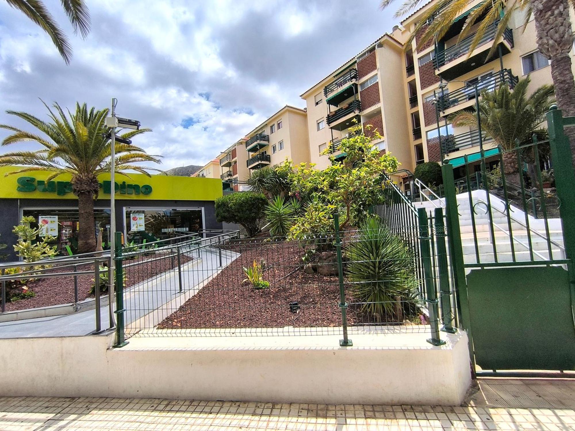 Sun Apartment - 3 Bedrooms, Priv Parking, Pool, Ac, Tv Channels, Fibre Net ロスクリスティアーノス エクステリア 写真
